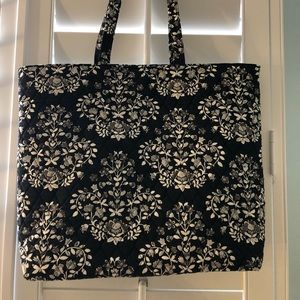 *Repost* Vera Bradley Essential Tote